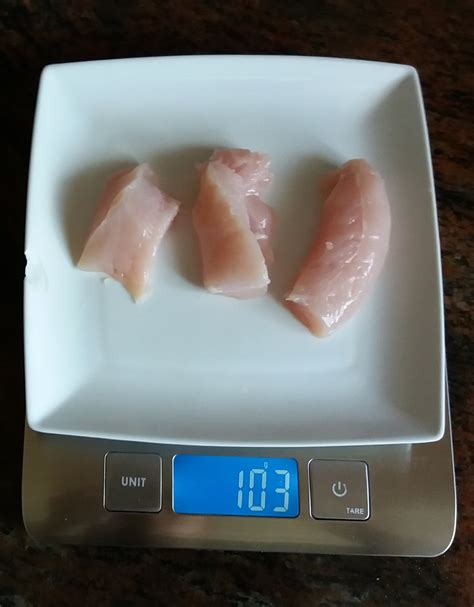 How much is 100g chicken cooked?