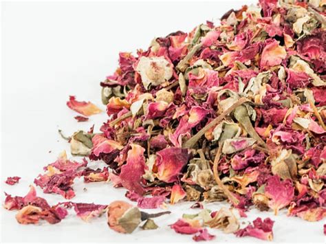 How much is 50g of rose petals?