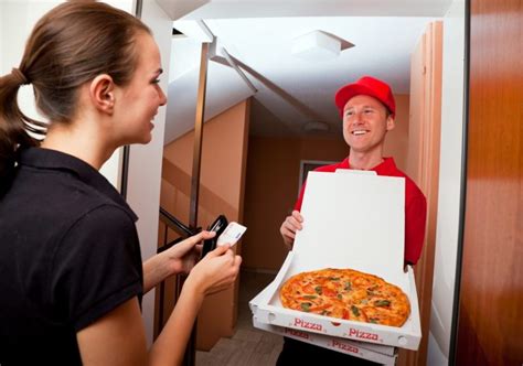 How much should I give the pizza delivery guy?