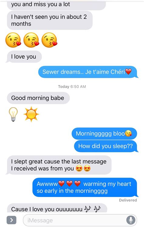 How often should lovers text?