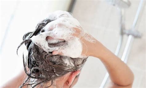 How often should you wet your hair with water?