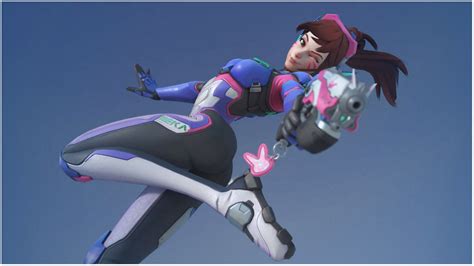 How old is D.Va in Overwatch 2?