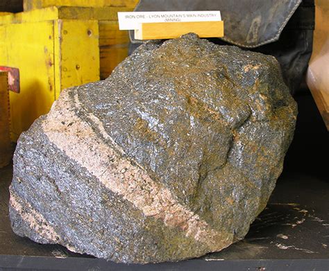 How rare is block of raw iron?