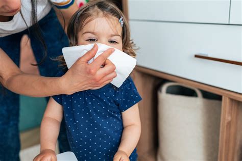 How should a toddler sleep with a runny nose?