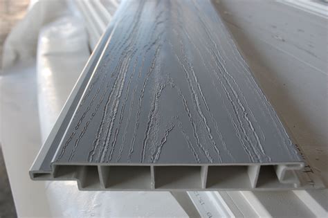 How thick is plastic decking?