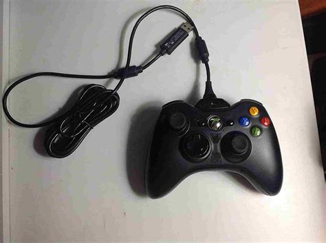 How to charge Xbox 360 controller?