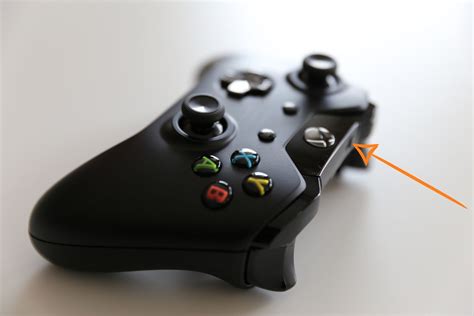 How to connect Xbox controller to Xbox without sync button?