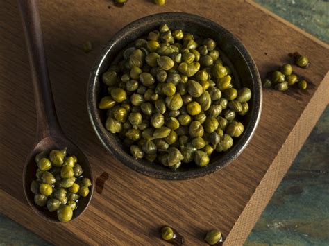 How to cook capers?