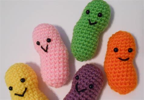 How to crochet a jelly bean?