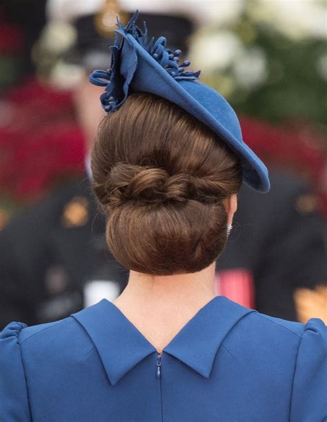 How to do a Kate Middleton chignon?