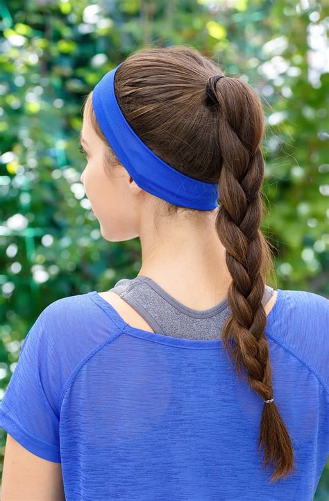 How to do a low ponytail for sports?