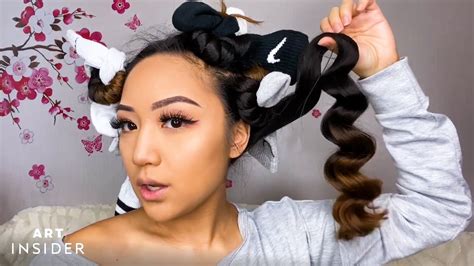 How to do curls with socks?