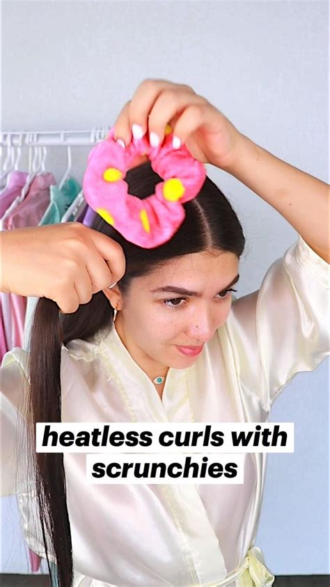How to do heatless curls with a scrunchie?