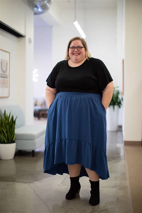 How to dress cute when overweight?