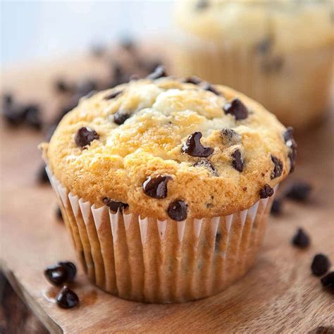 How to make muffins light and fluffy?