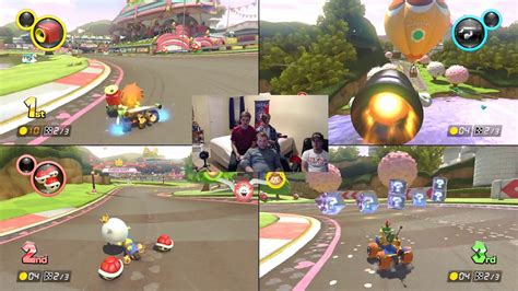 How to play Mario Kart 8 with 4 players?