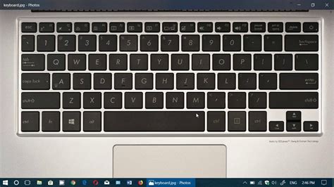How to use a laptop keyboard?