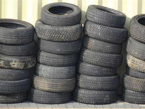 How toxic are old tires?