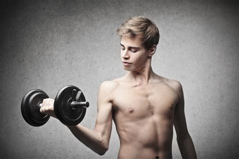 Is 17 the right age to go to the gym?