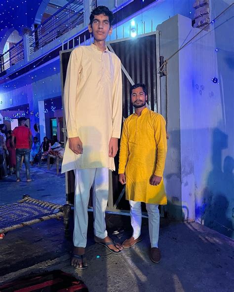 Is 175 cm short in India?