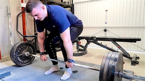 Is 180kg deadlift impressive?