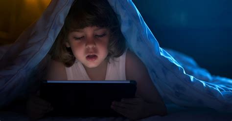 Is 8 hours of screen time bad for your eyes?