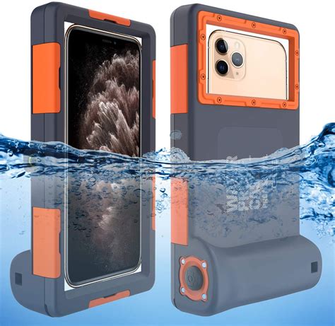 Is Apple 12 waterproof?