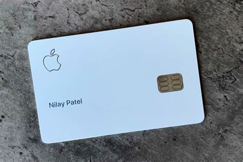Is Apple Card still metal?