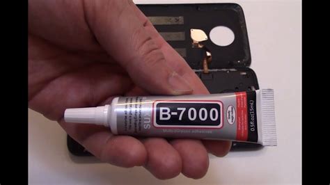 Is B-7000 silicone glue?