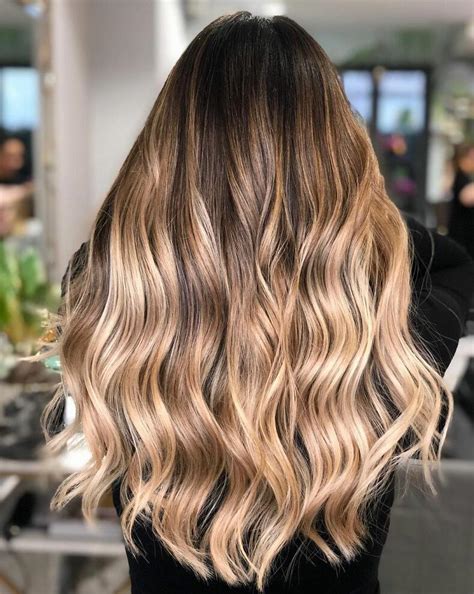 Is Balayage out of style 2024?