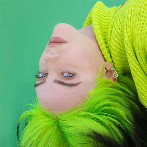 Is Billie Eilish's hair still green?