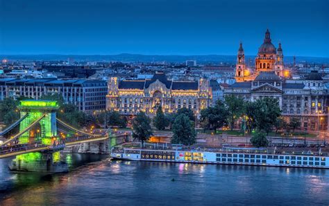 Is Budapest or Vienna more beautiful?