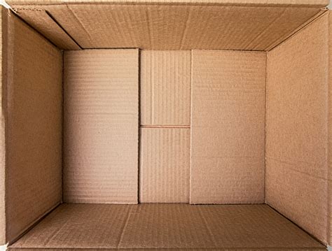 Is Cardboard a good insulator?