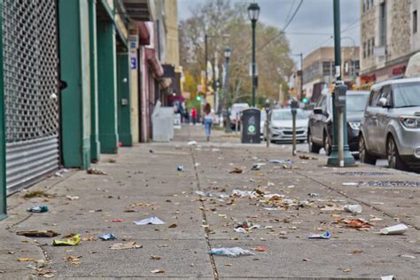 Is Chicago a clean or dirty city?