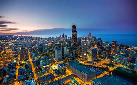 Is Chicago a fun city to live in?