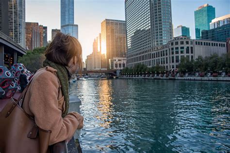 Is Chicago safe for female solo travelers?
