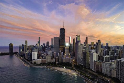 Is Chicago still a big city?