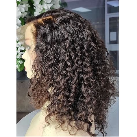 Is European hair curly?