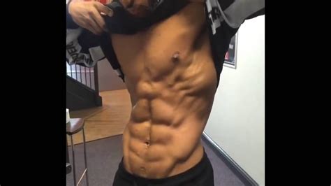 Is Flexing good for abs?