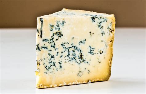 Is Gorgonzola raw milk?