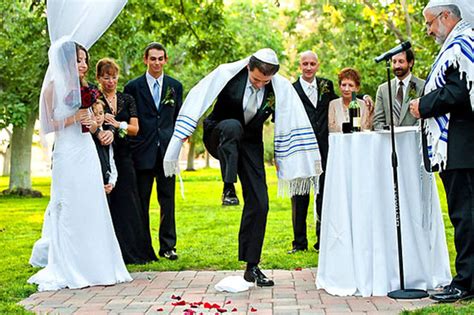 Is Judaism monogamy?