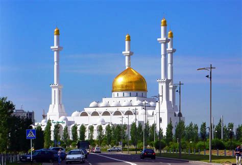 Is Kazakhstan an Islamic country?