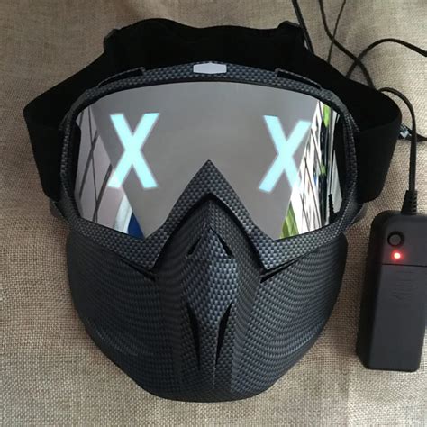 Is LED mask bad for eyes?