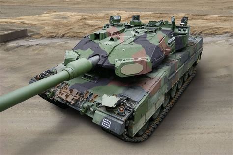 Is Leopard 2 the best?