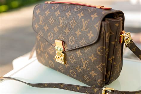 Is Louis Vuitton a luxury bag?