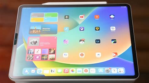 Is MacOS better than iPadOS?