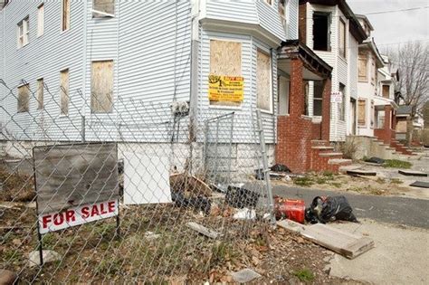 Is New Jersey rich or poor?