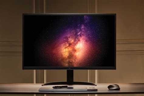 Is OLED better than 4K gaming monitor?