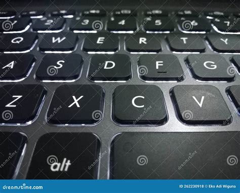 Is QWERTY still used?