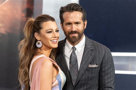 Is Ryan Reynolds tall or short?